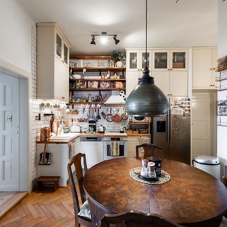Victoria Design Stays - Premium Apartment Ohrada Prague Luaran gambar