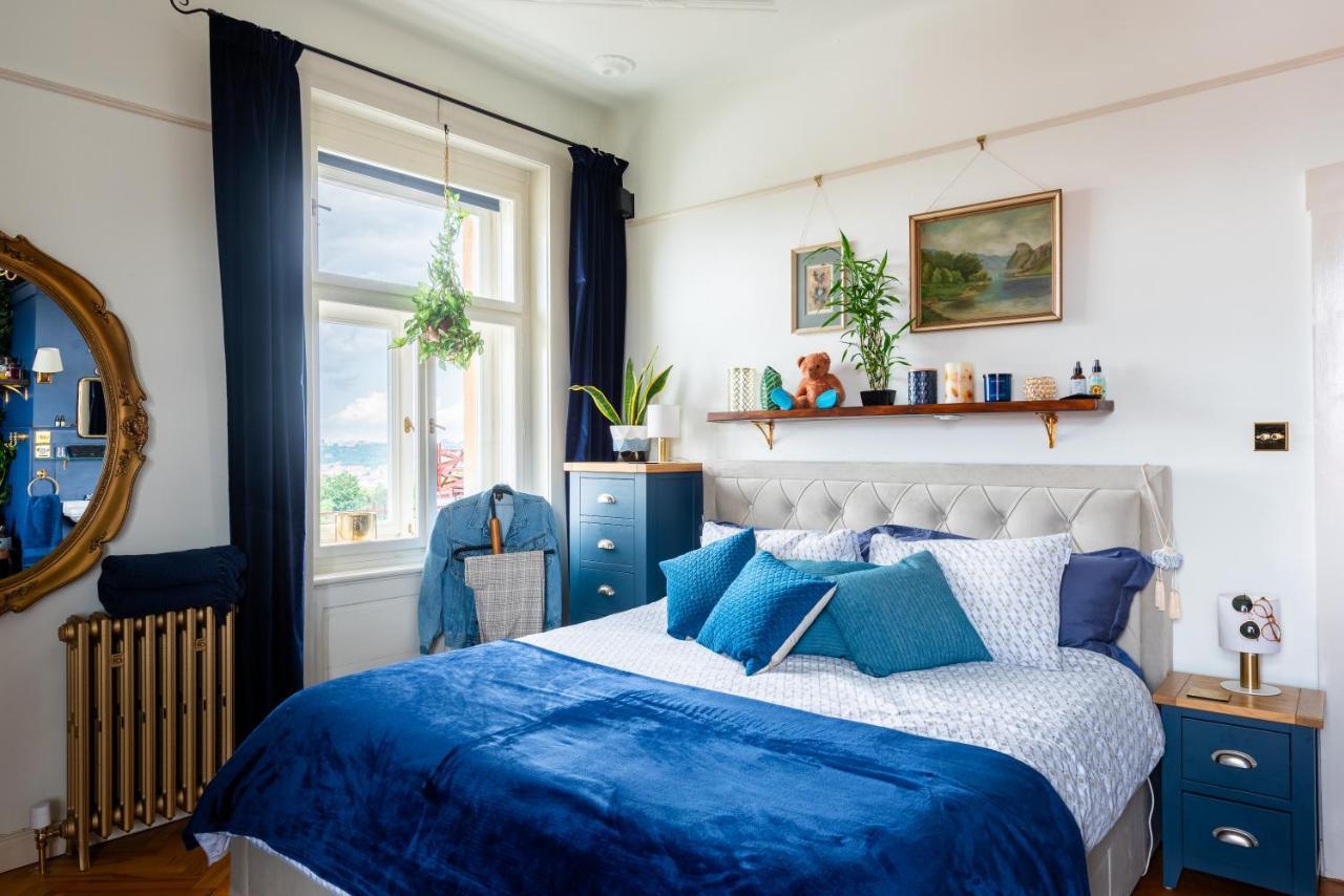 Victoria Design Stays - Premium Apartment Ohrada Prague Luaran gambar